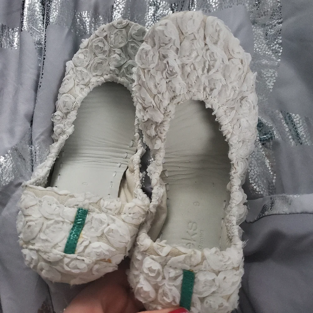 Tieks White Rose Garden Ballet Flat Shoes 9 - Picture 6 of 16